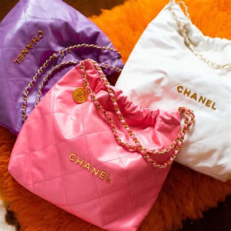 chanel 22 bag sizes